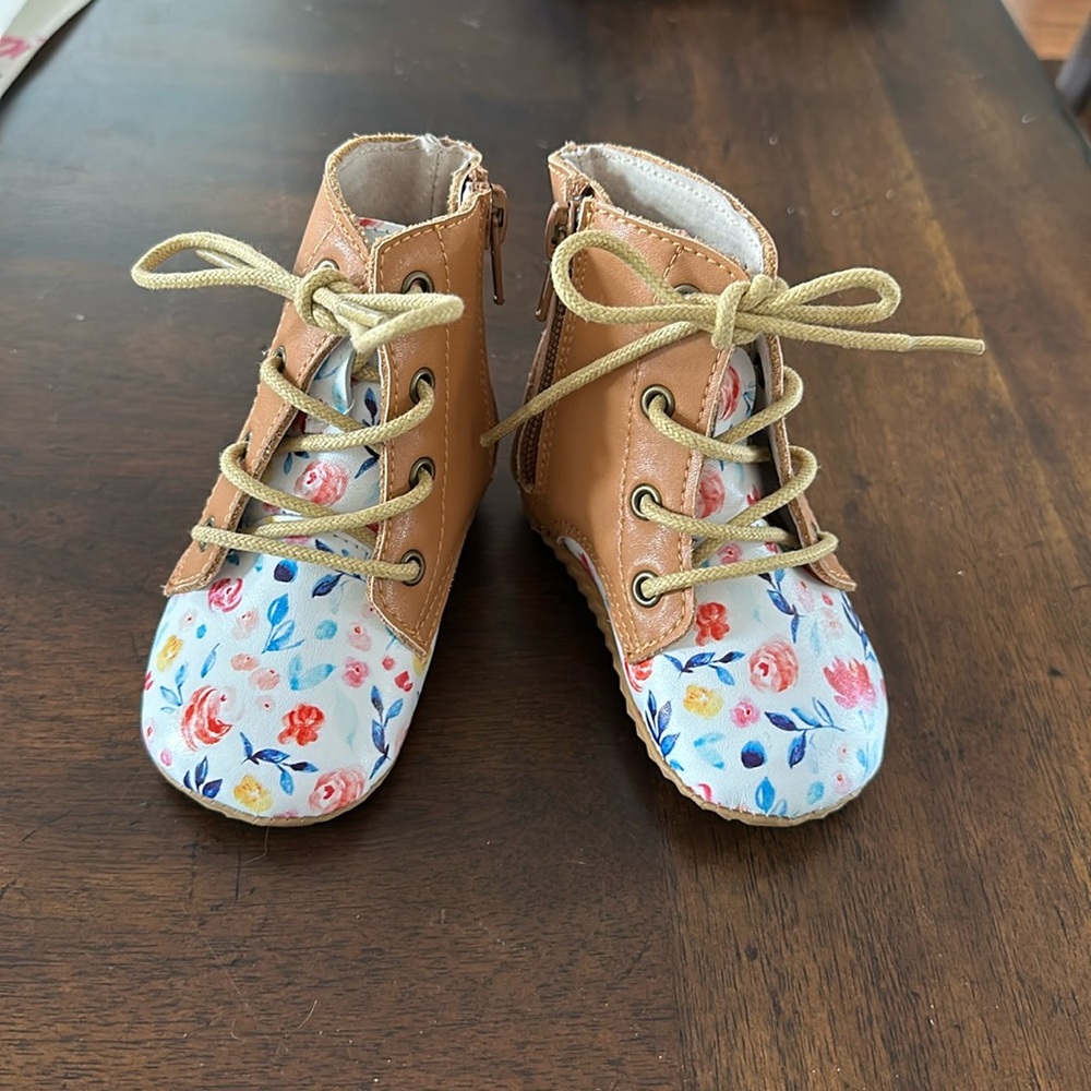 Baby Moccs Zip-up Leather Boots